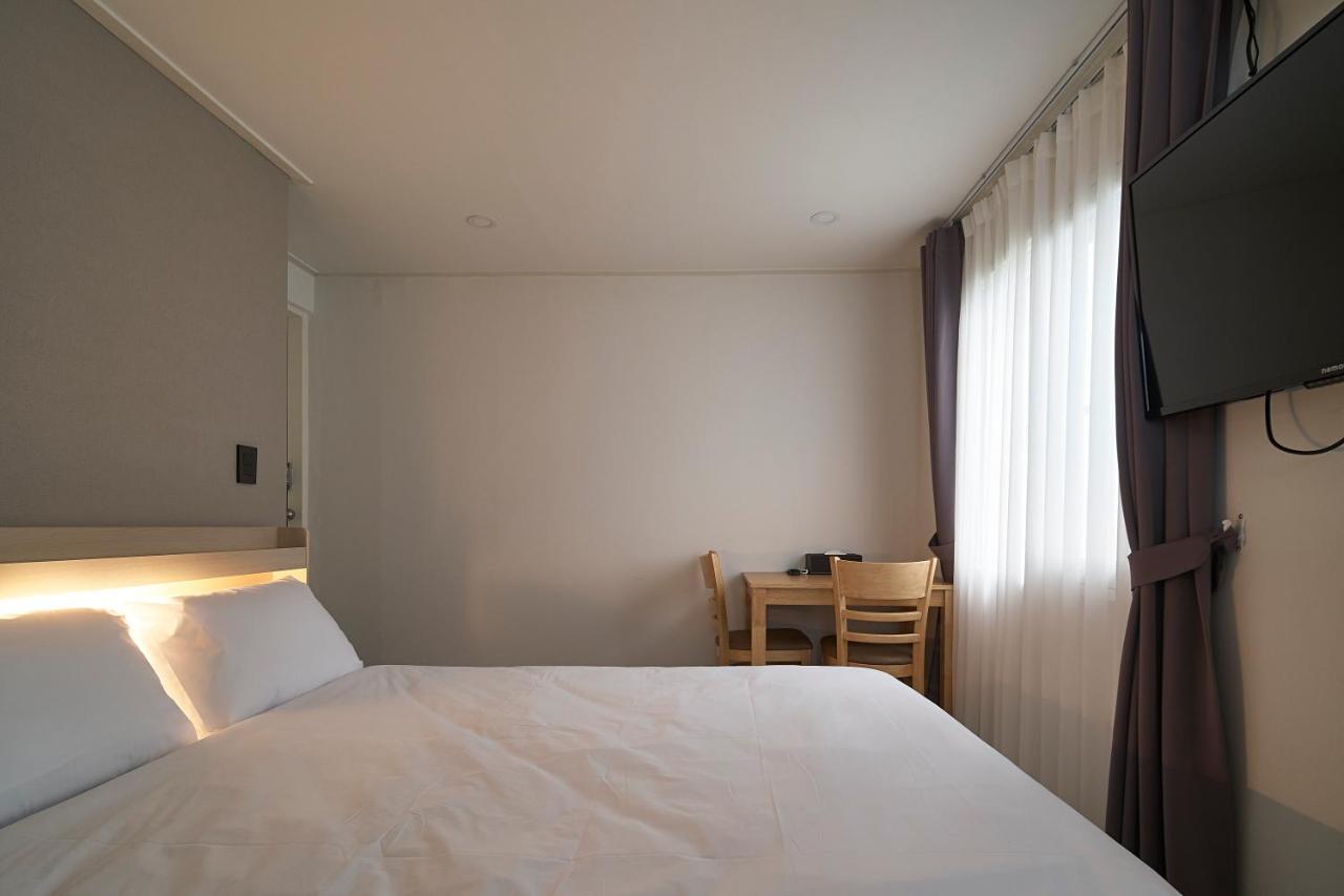 서울특별시 Jinsim House In Hongdea 아파트 외부 사진