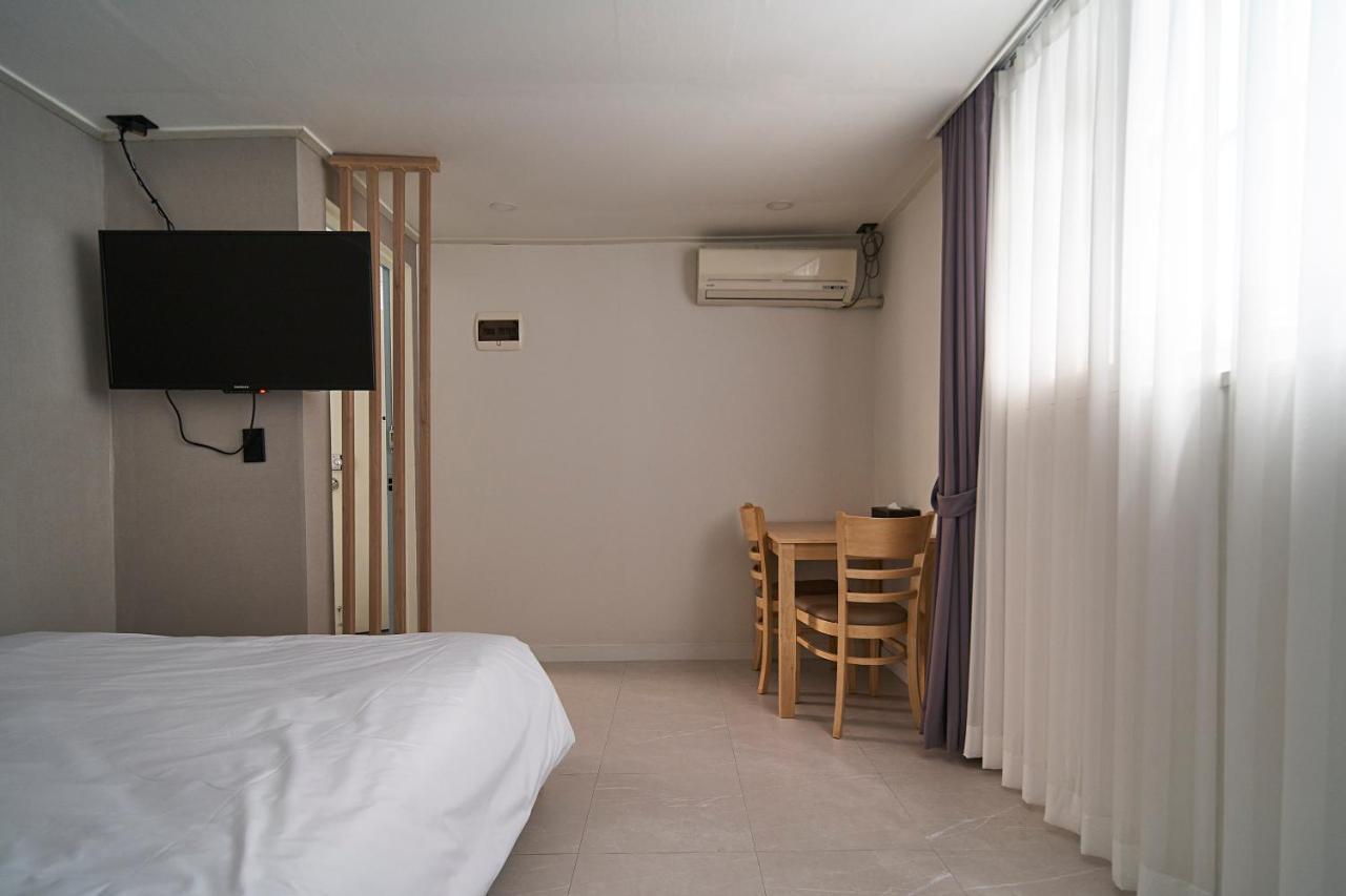 서울특별시 Jinsim House In Hongdea 아파트 외부 사진