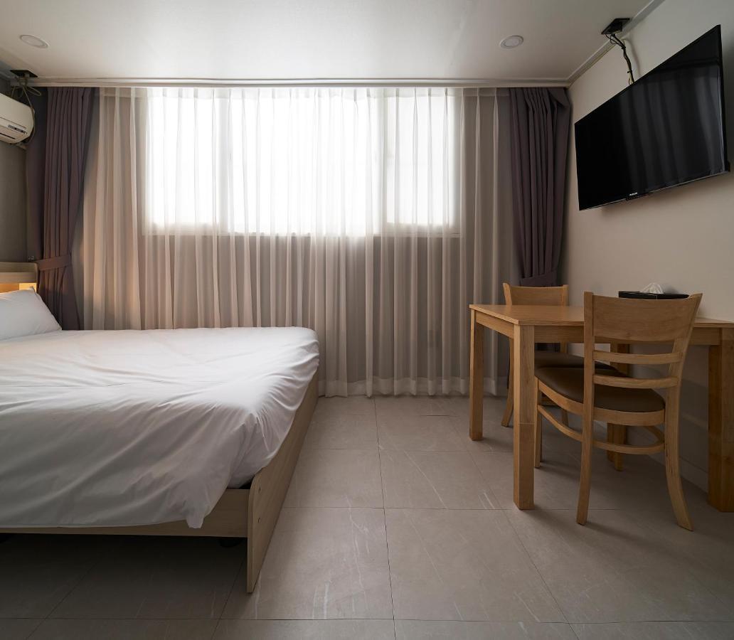 서울특별시 Jinsim House In Hongdea 아파트 외부 사진
