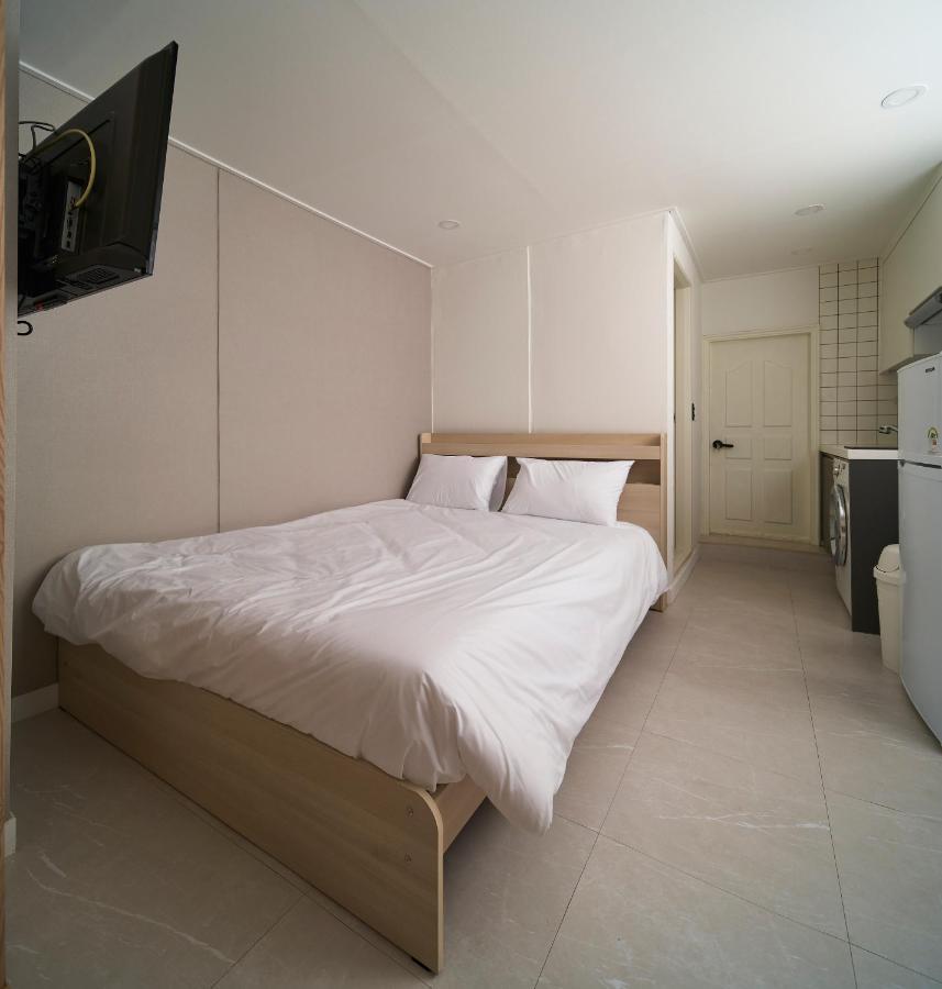 서울특별시 Jinsim House In Hongdea 아파트 외부 사진