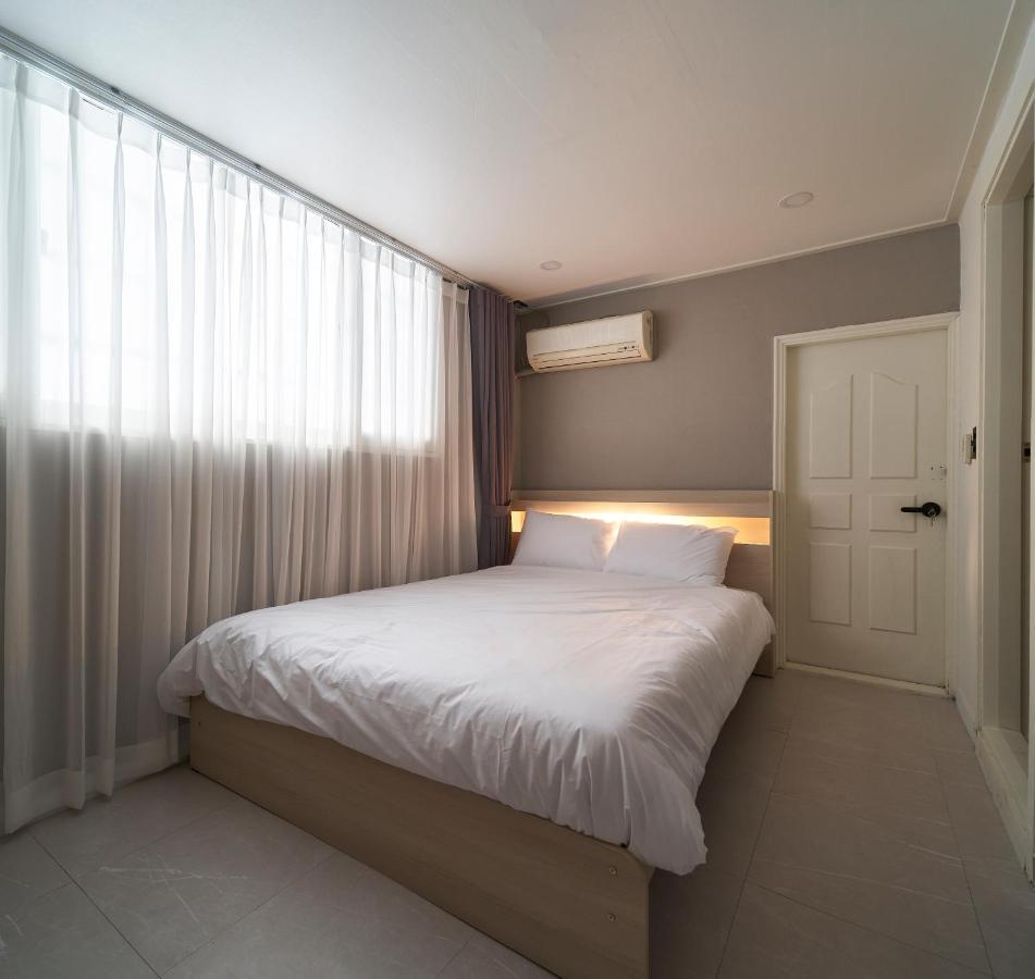 서울특별시 Jinsim House In Hongdea 아파트 외부 사진